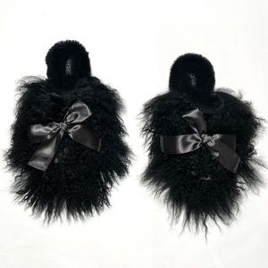 UGG Classic Coquette Mongolian Black SLIPPERS - WOMEN'S